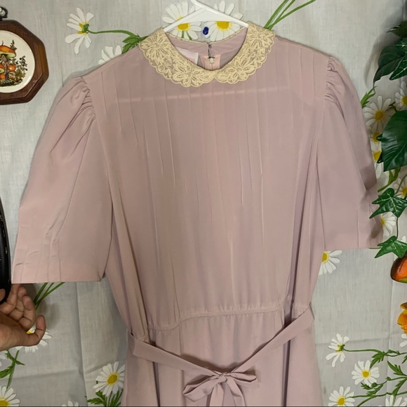 70s DVF pastel purple lace collar puff sleeve midi - Picture 6 of 10